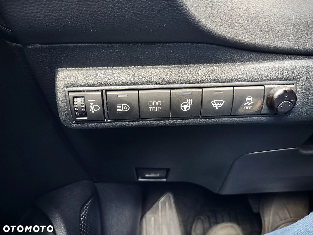 Toyota Corolla 2.0 Hybrid Comfort - 4