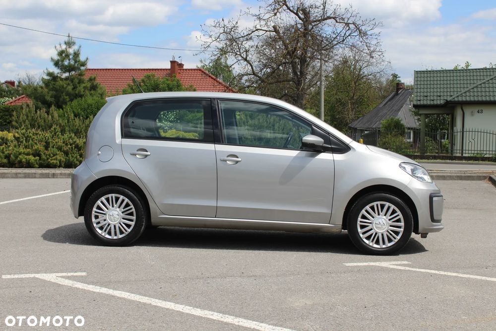 Volkswagen up! United - 5