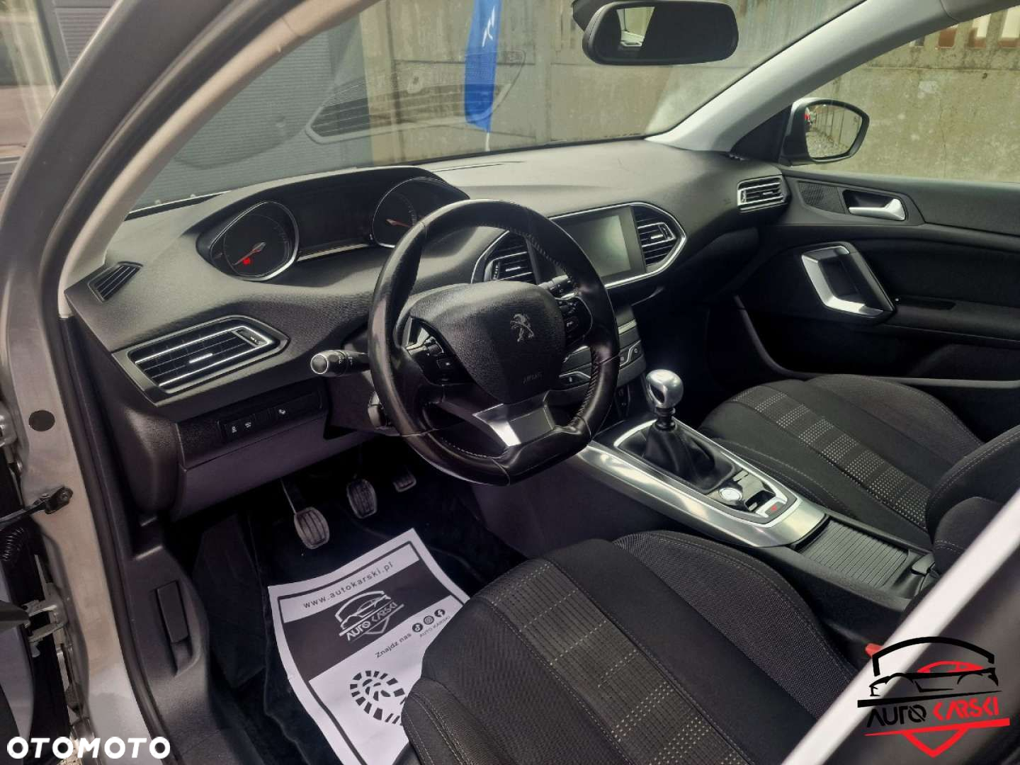 Peugeot 308 - 35