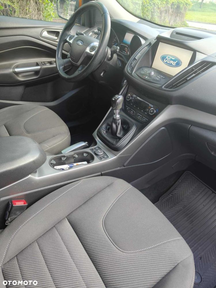 Ford Kuga 2016 photo 4
