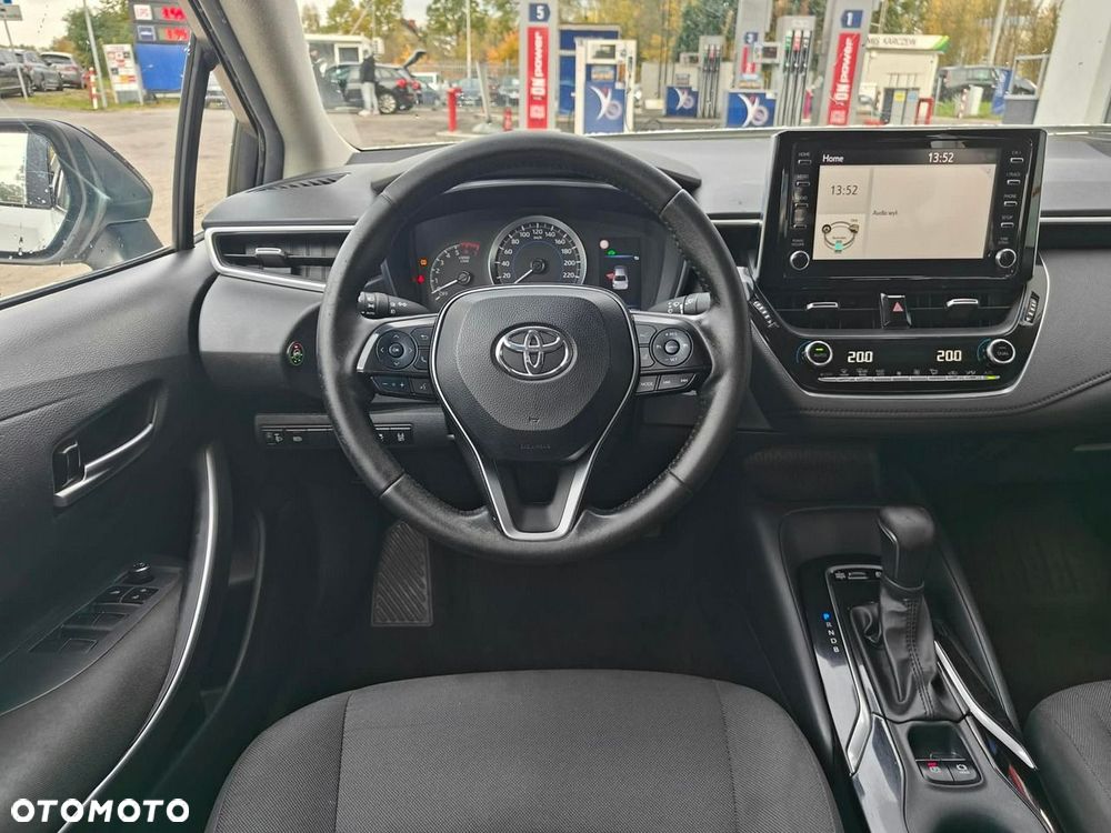 Toyota Corolla - 11