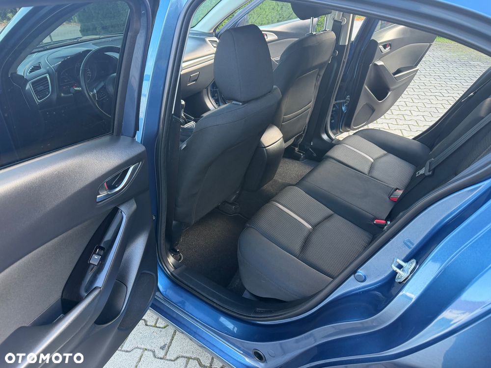 Mazda 3 - 16