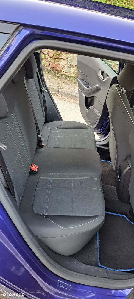 Ford Fiesta 1.1 Titanium - 24