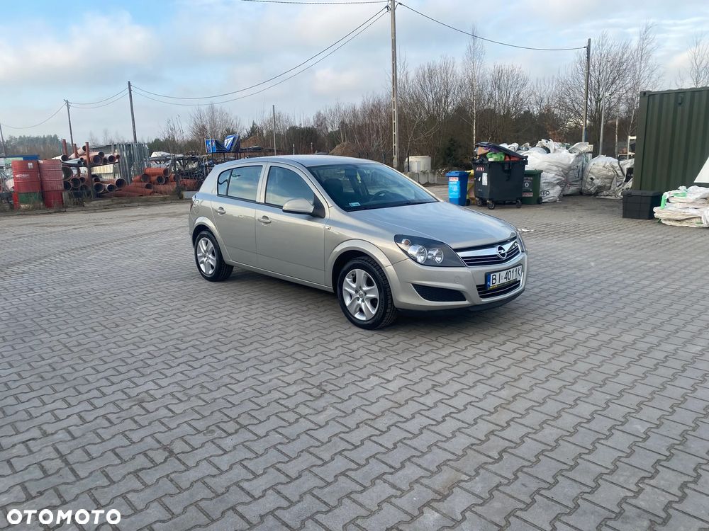 Opel Astra 1.4 Enjoy - 2