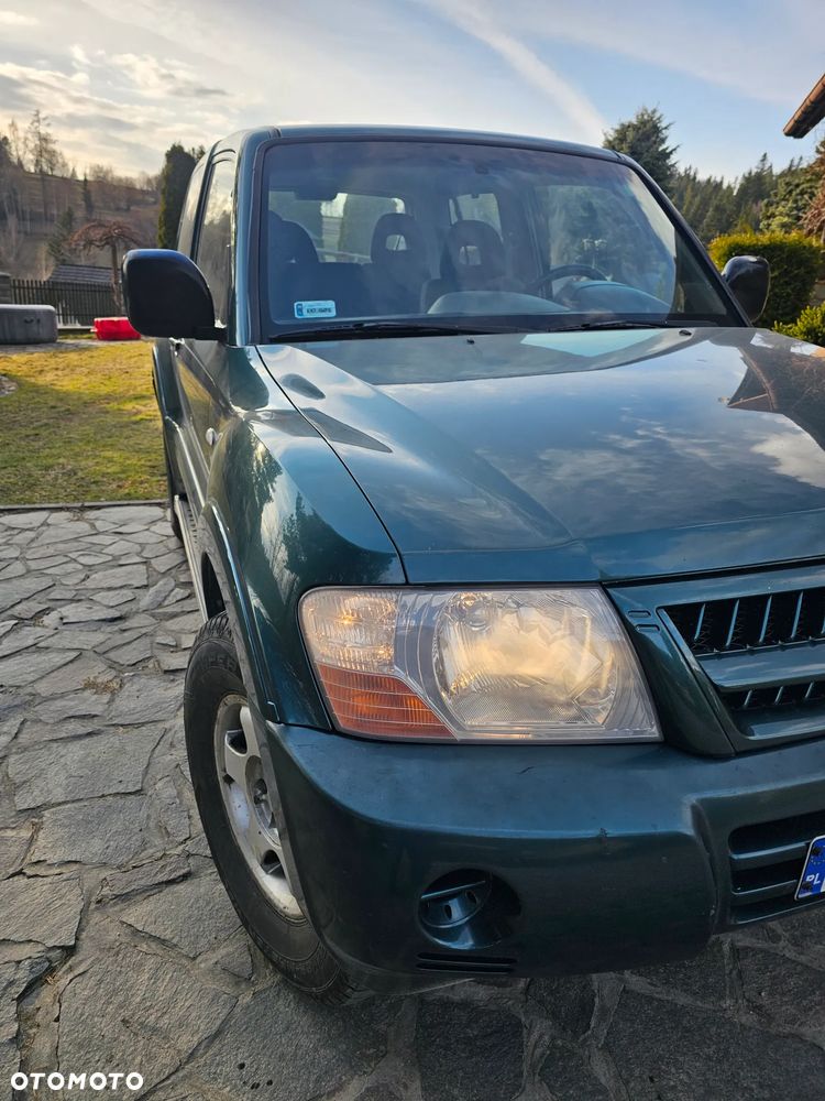 Mitsubishi Pajero - 7