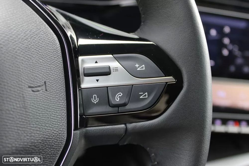 Peugeot 408 1.2 PureTech Allure EAT8 - 10