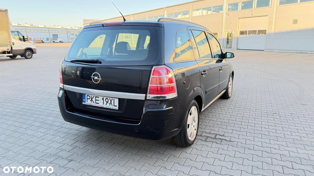 Opel Zafira 1.6 Enjoy - 9