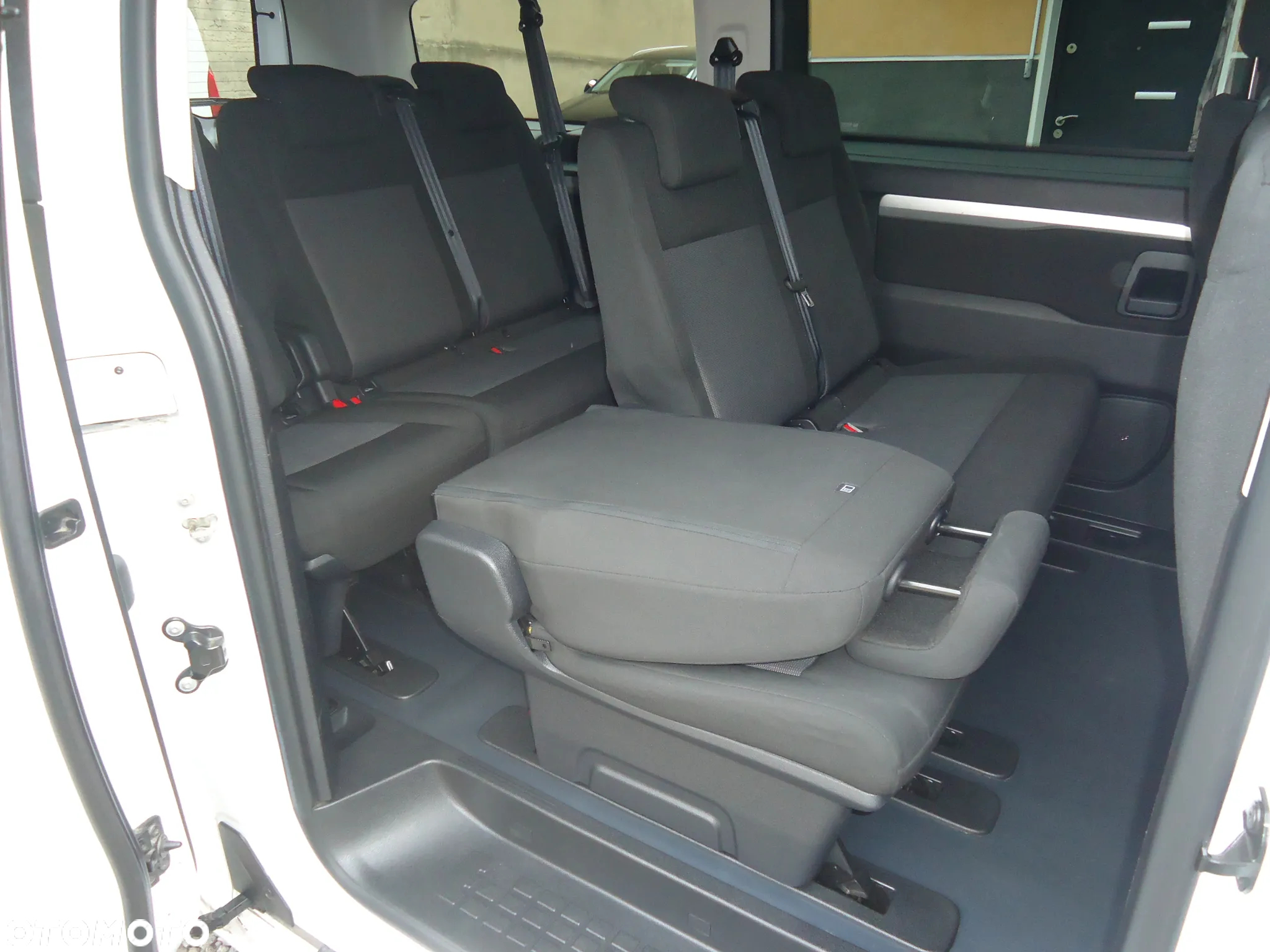 Toyota Proace Verso 2.0 D4-D Long Business - 26