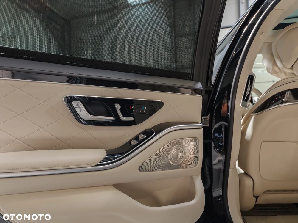 Mercedes-Benz Klasa S 400 d 4-Matic L AMG Line 9G-TRONIC - 39