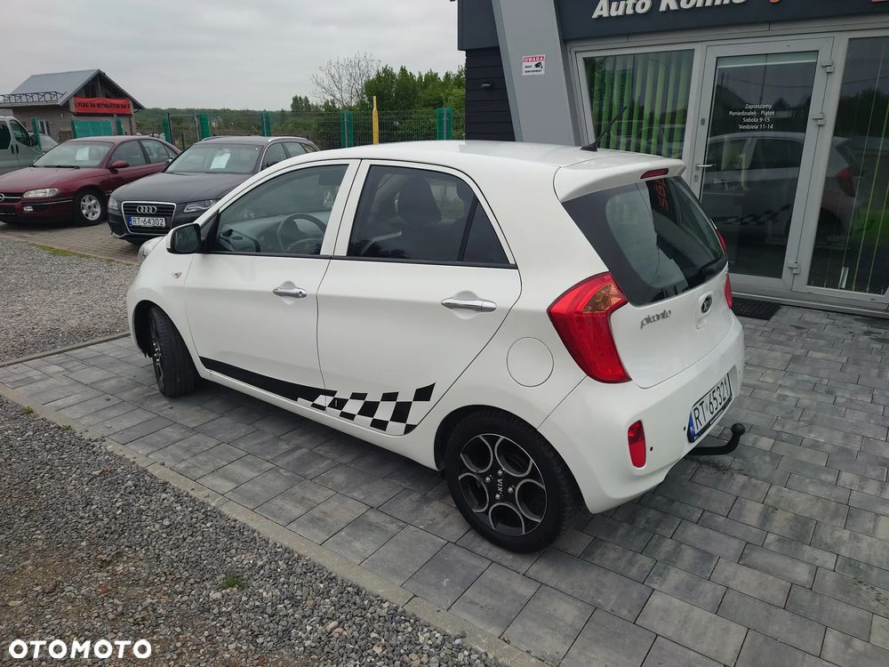 Kia Picanto 1.0 Dream Team Edition - 2