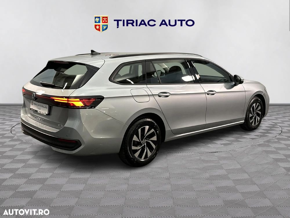 Volkswagen Passat Variant 1.5 eTSI DSG MHEV Base - 5