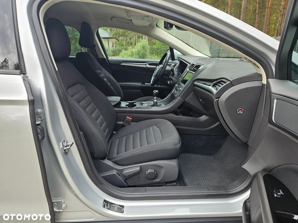 Ford Mondeo 2.0 TDCi Ambiente - 23