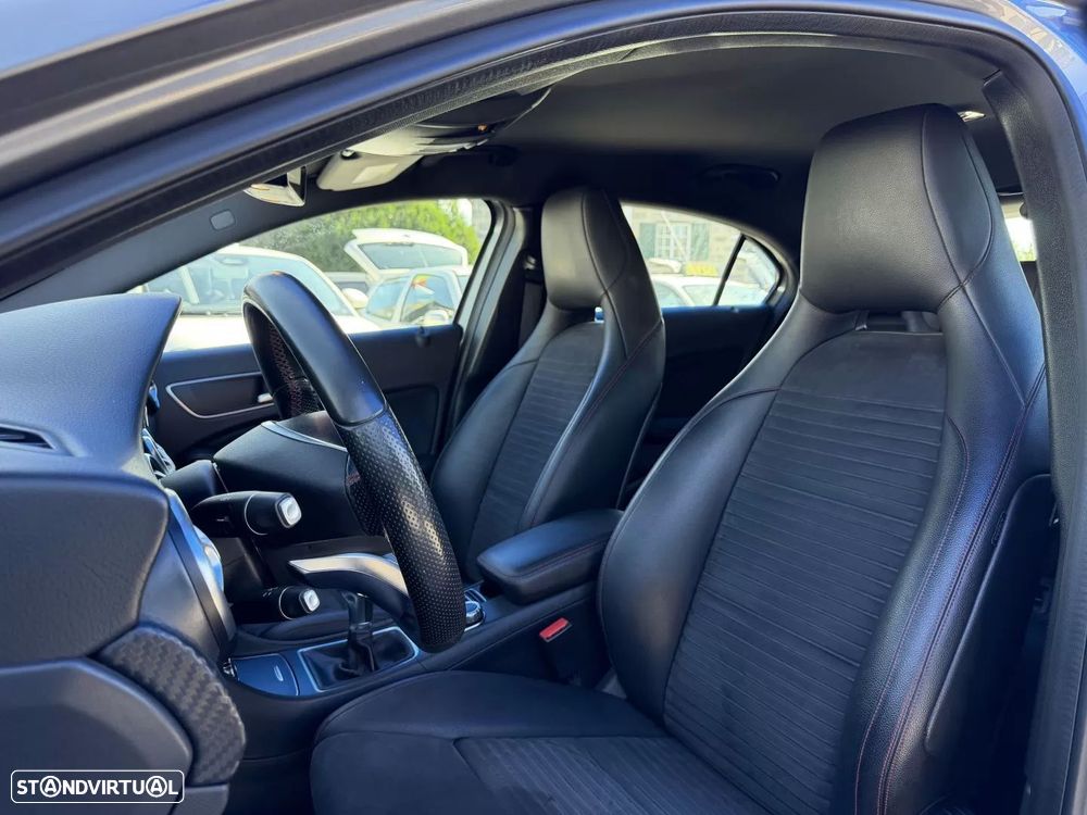 Mercedes-Benz A 180 d AMG Line - 18