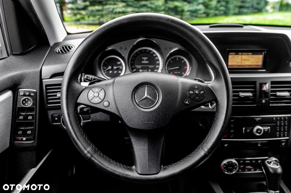 Mercedes-Benz GLK 250 CDI DPF 4Matic BlueEFFICIENCY 7G-TRONIC SPORT EDITION - 25