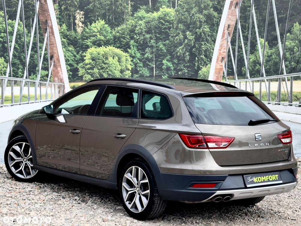 Seat Leon Sportstourer 2.0 TDI Start&Stop 4Drive DSG X-Perience - 13