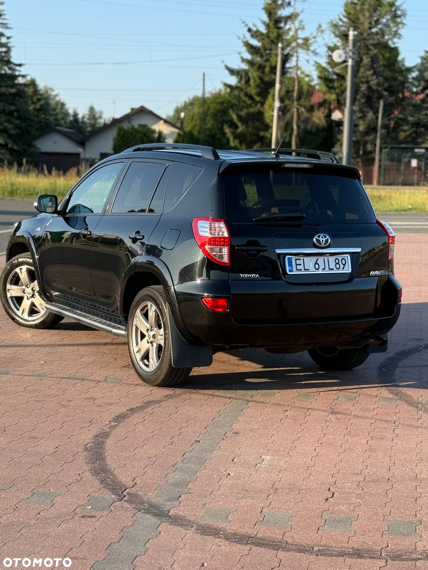Toyota RAV4 - 5