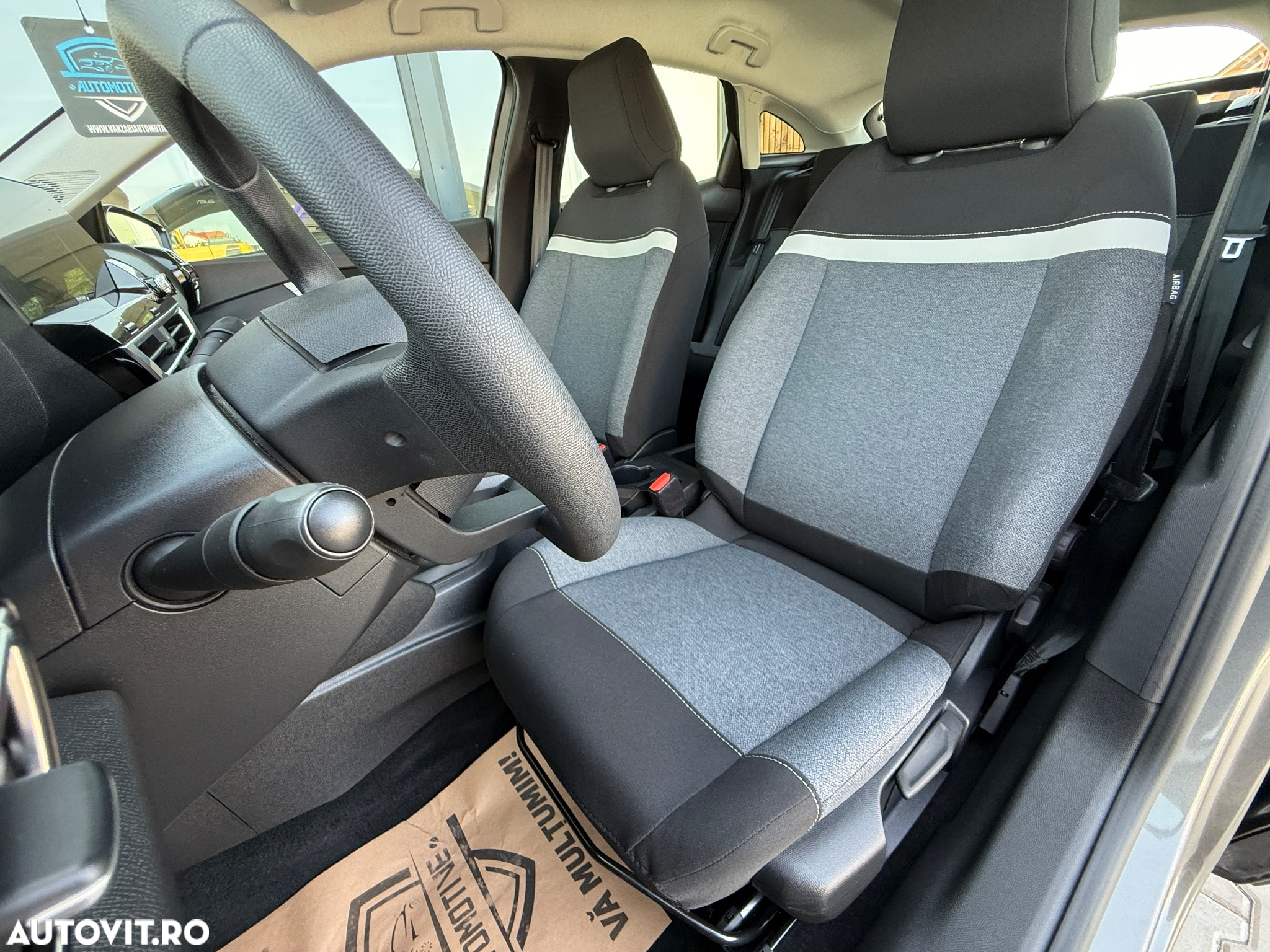 Citroën C4 PureTech 100 Stop&Start LIVE PACK - 7