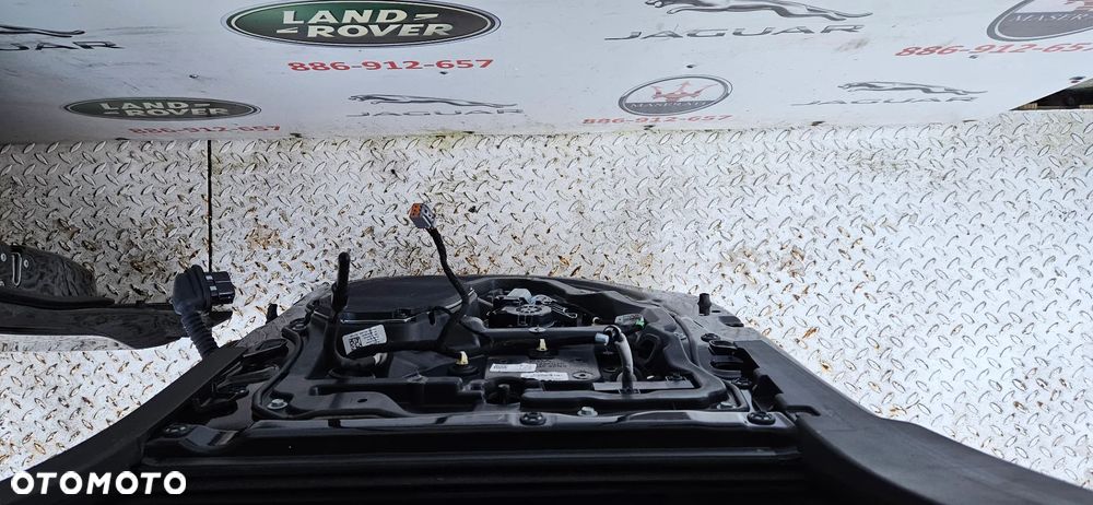 RAM 1500 V 5  2019- Big Horn KRÓTKI QUAD CAB 1,5 Drzwi przód lewy Drzwi przednie lewe Drzwi tył lewy Drzwi tylne lewe KOMPLETNE KOLOR PXJ - 29