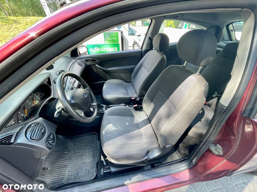 Ford Focus 1.6 X100 - 11
