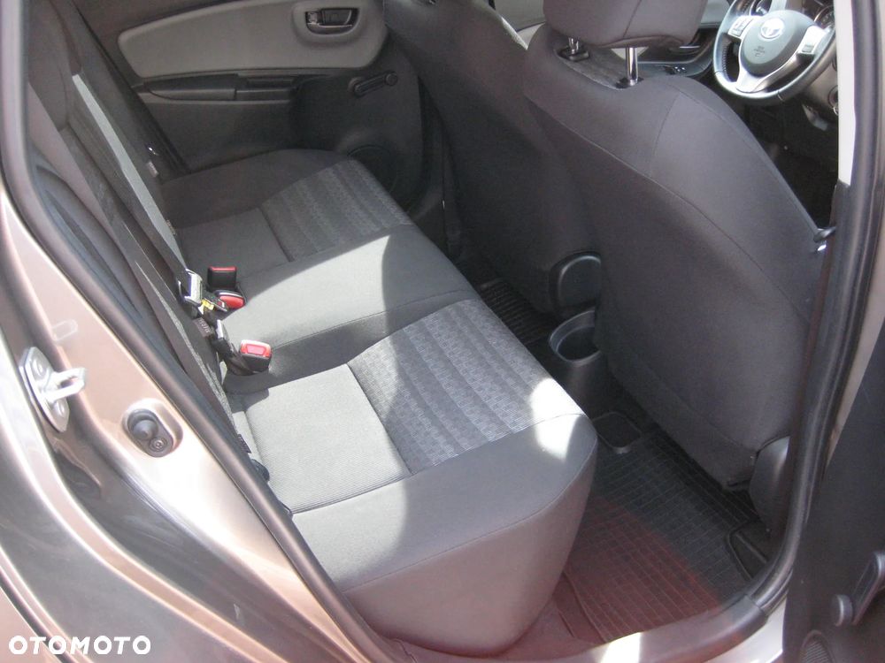 Toyota Yaris - 11