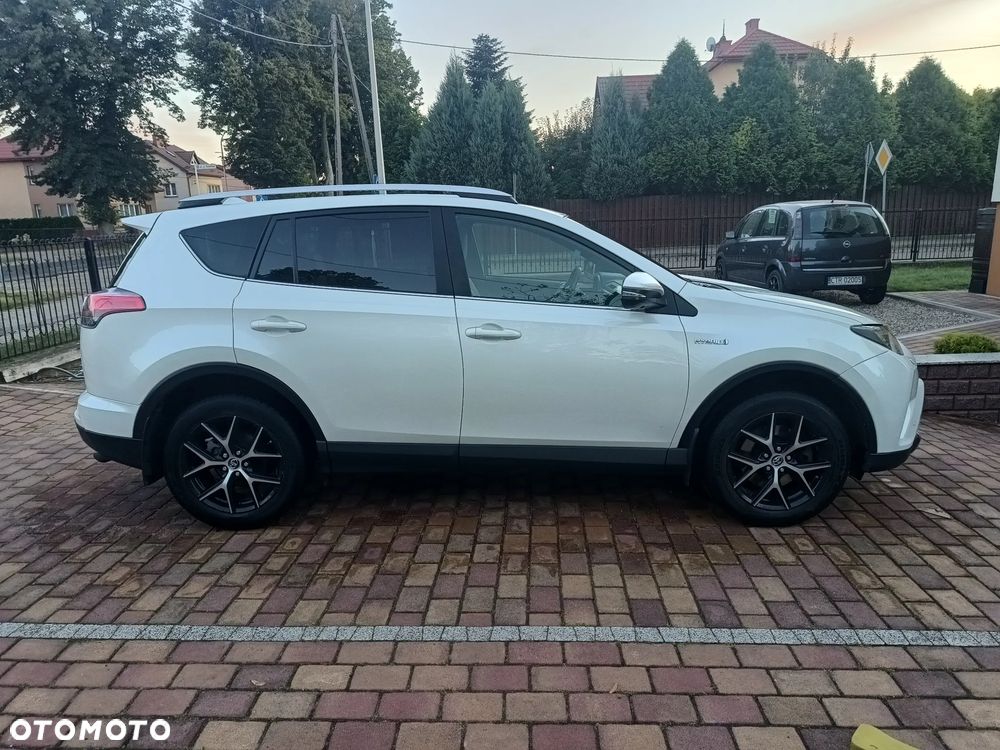 Toyota RAV4 Hybrid Prestige 4x4 - 5