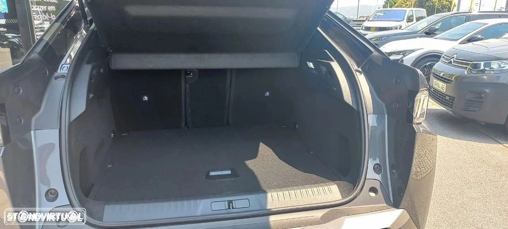 Peugeot E-3008 73 kWh Allure - 6
