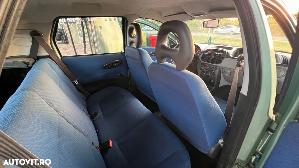 Fiat Punto - 16