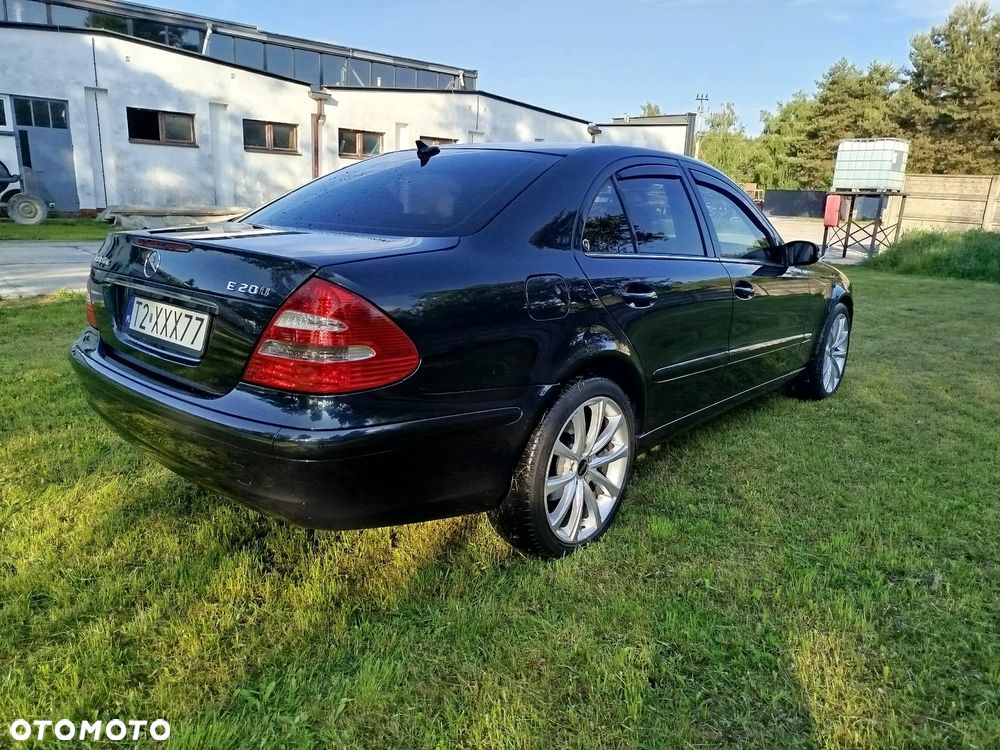 Mercedes-Benz Klasa E 200 CDI Classic - 9