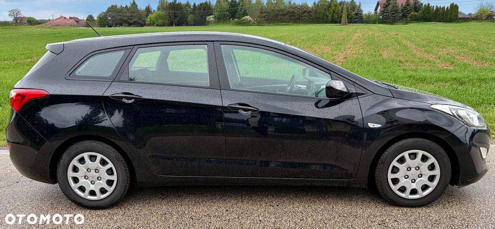 Hyundai i30 1.6 CRDi Automatik Style - 7