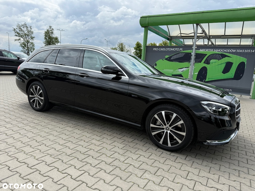 Mercedes-Benz Klasa E 300 de Business Edition - 40