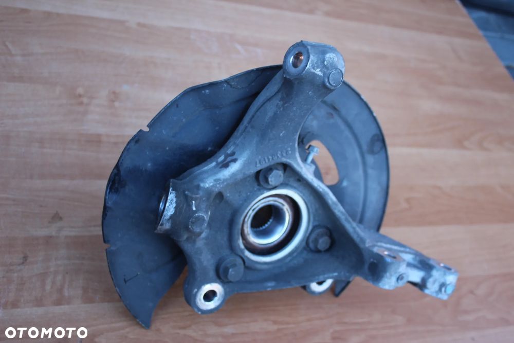 PIASTA ZWROTNICA LEWY PRZÓD LEWA PRZEDNIA OPEL INSIGNIA B 5X115 - 5