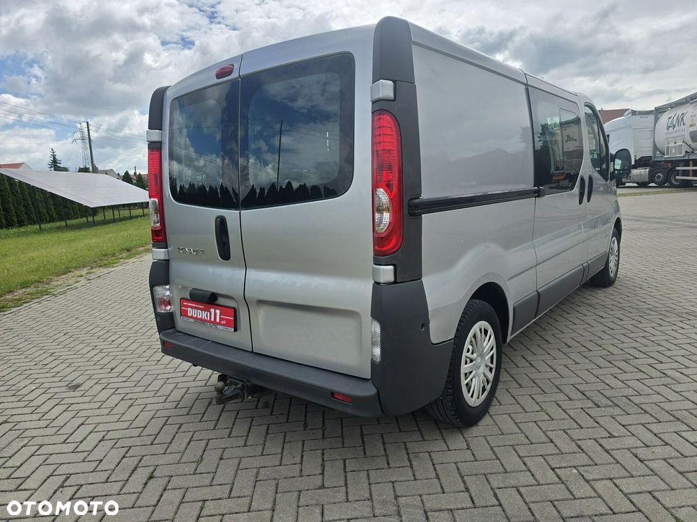 Renault Trafic - 9