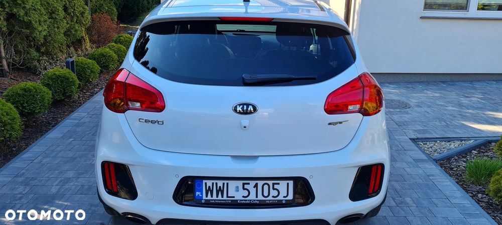 Kia Ceed 1.6 T-GDI GT L - 4