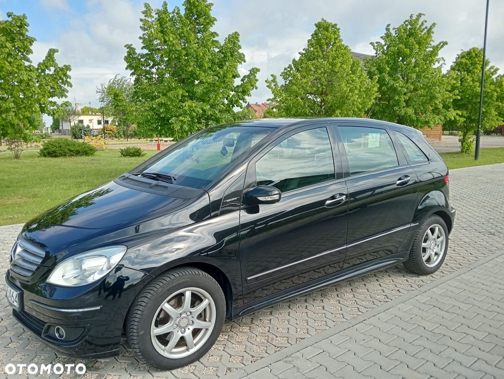 Mercedes-Benz Klasa B 180 CDI Special Edition - 1