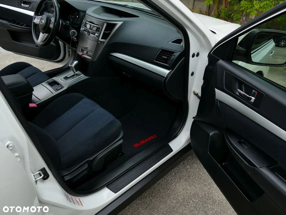 Subaru Outback 2.5i Lineartronic Active - 29