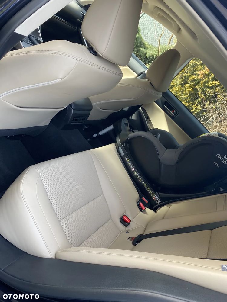 Lexus IS 200t / 300 Prestige - 14