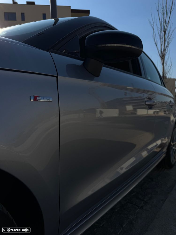 Audi A1 Sportback 1.6 TDi S-line S tronic - 22