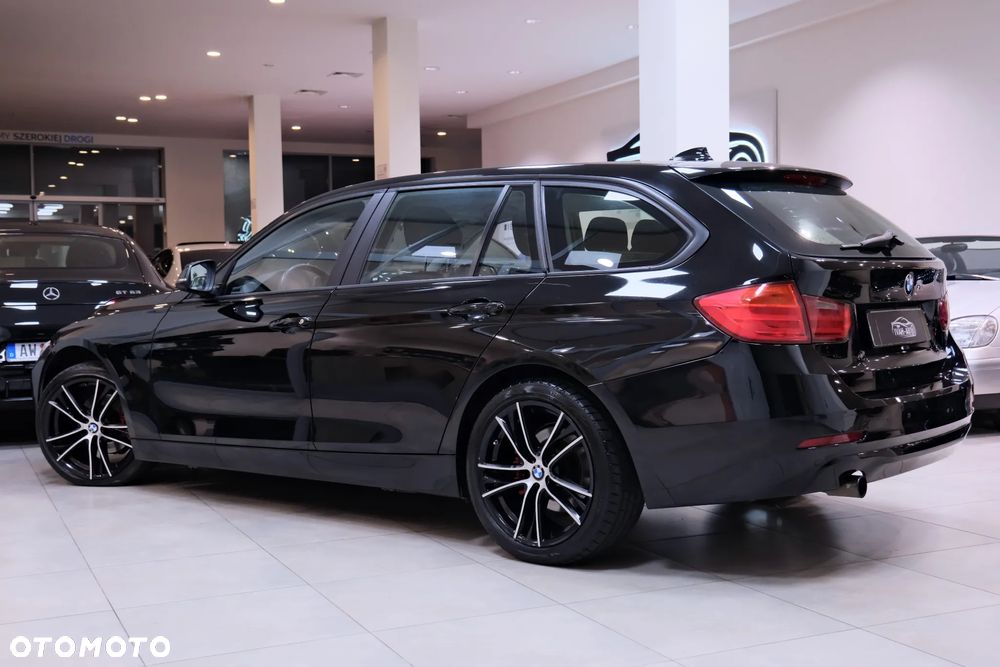 BMW Seria 3 318d Sport Line - 7