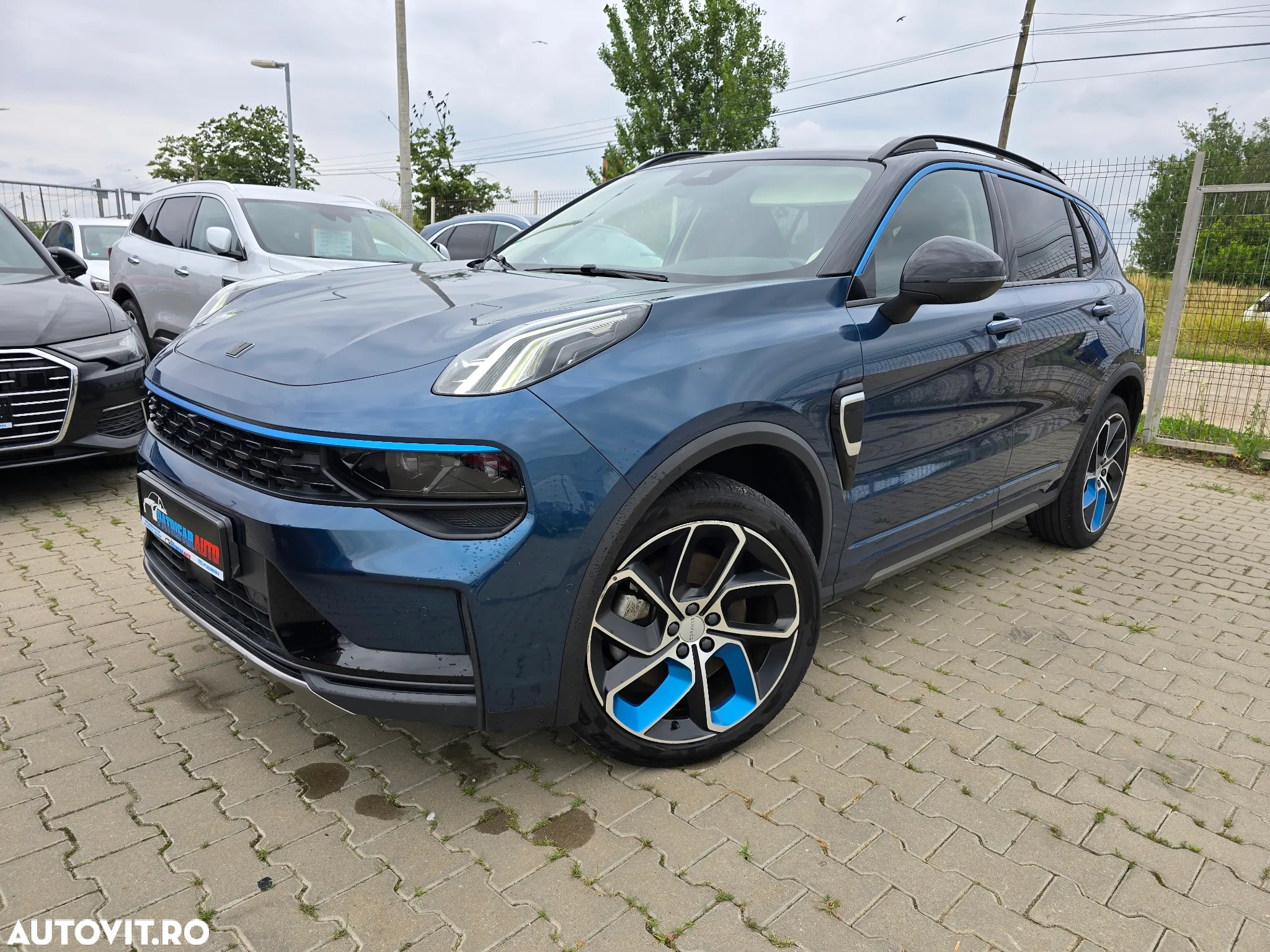 Lynk&Co 01 - 2