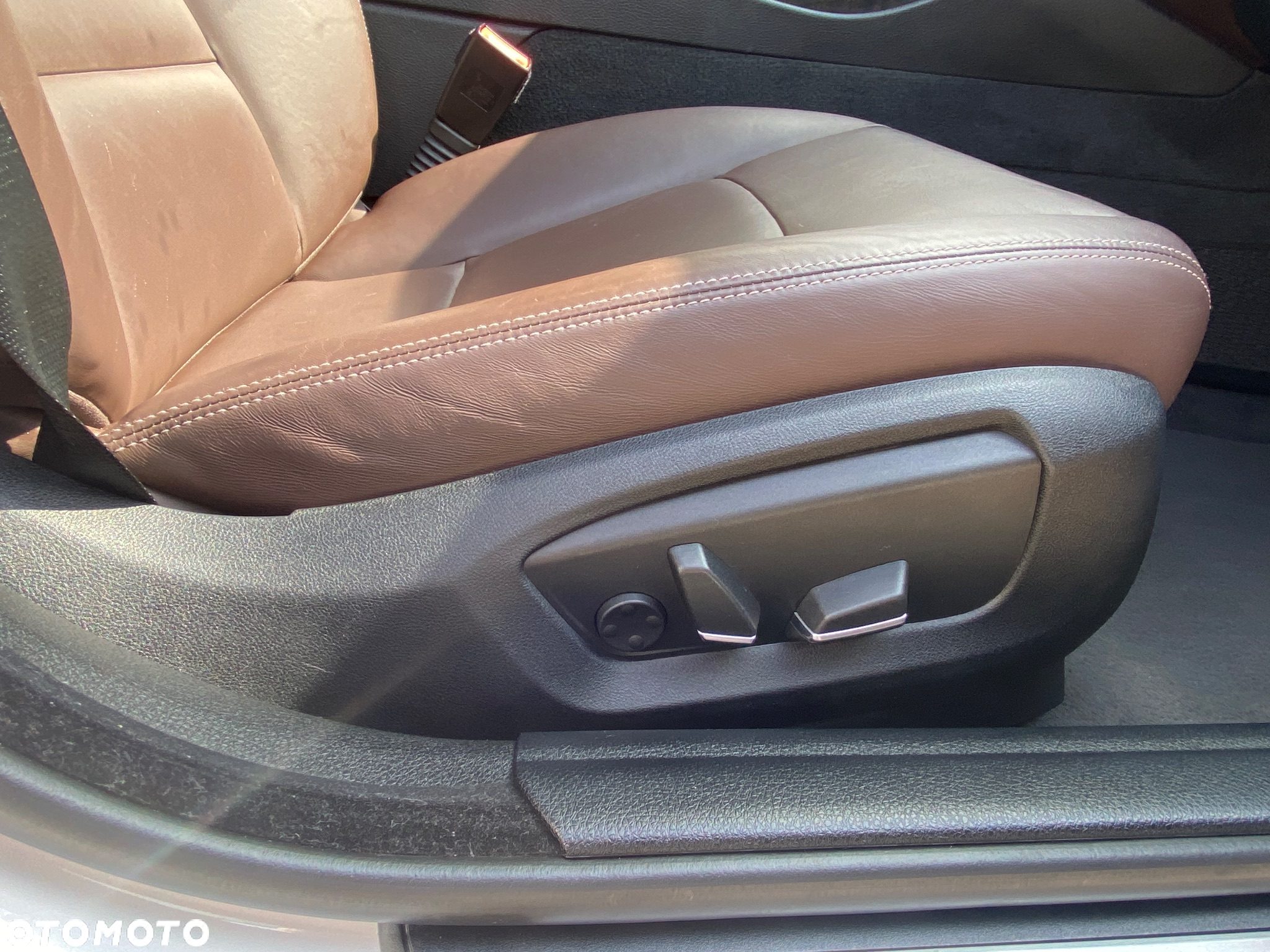 BMW Seria 5 535i xDrive Luxury Line - 32