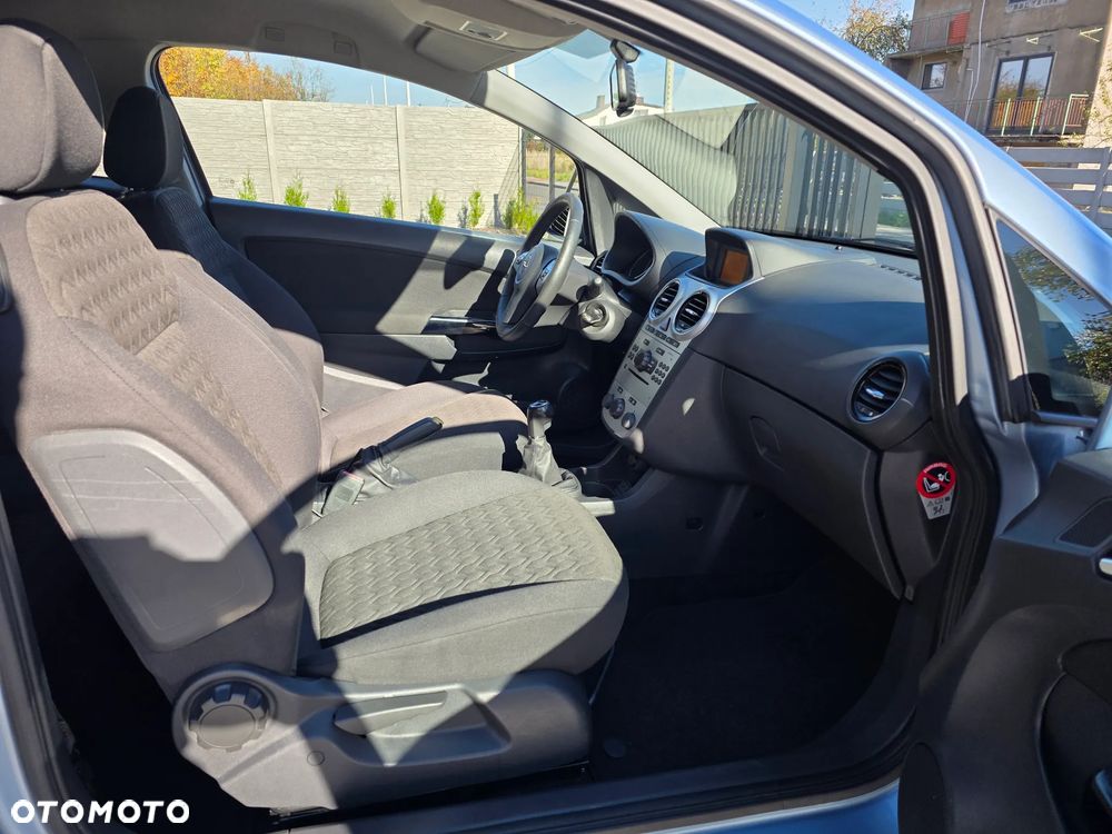 Opel Corsa 1.4 16V Active - 6