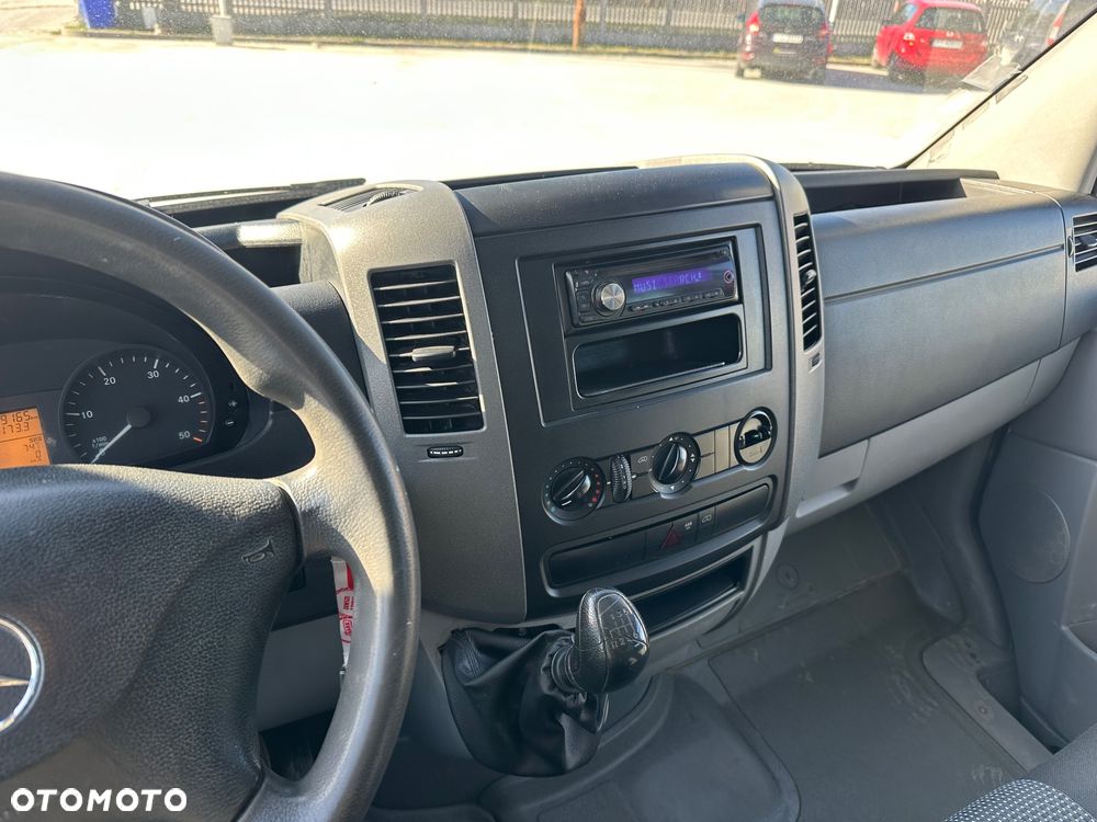 Mercedes-Benz Sprinter 513 - 9