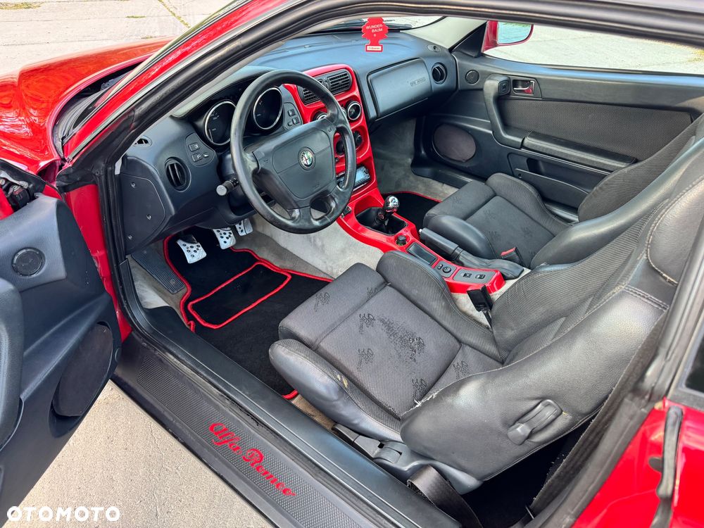 Alfa Romeo GTV 2.0 Twin Spark Base - 32