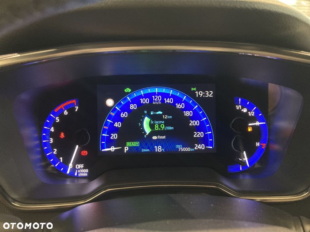 Toyota Corolla 1.8 Hybrid Comfort - 13