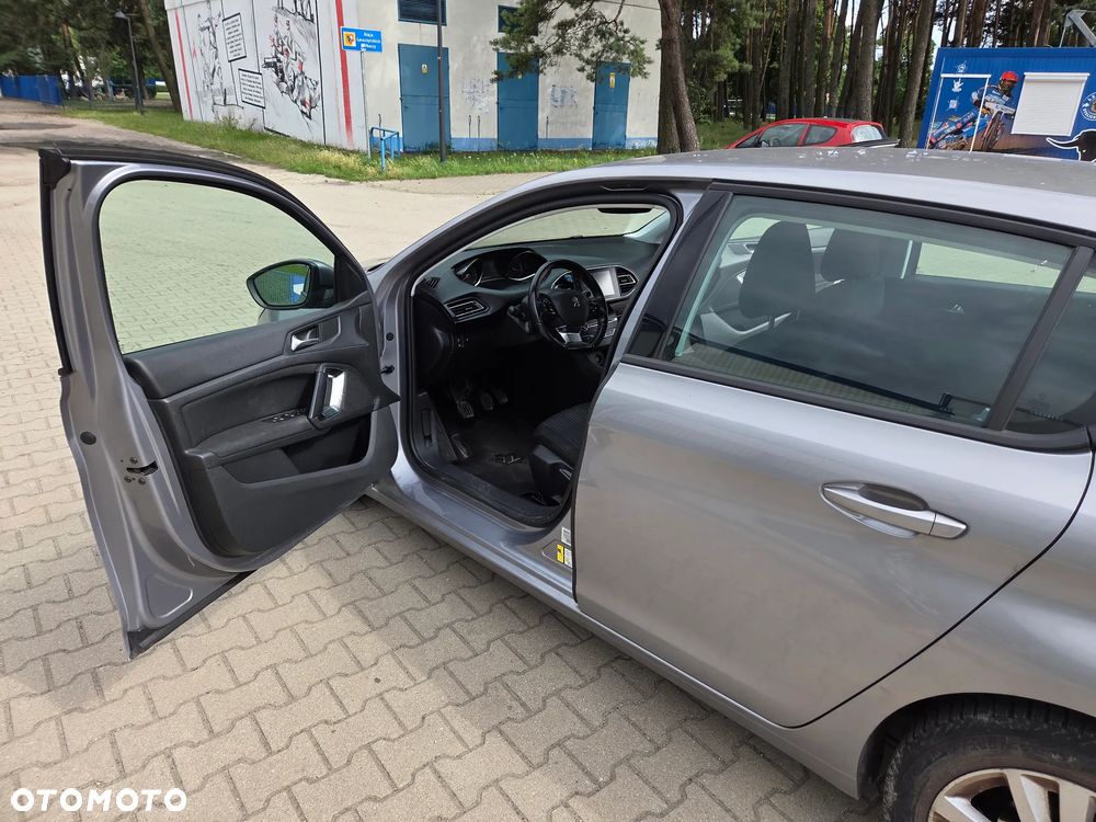 Peugeot 308 - 5