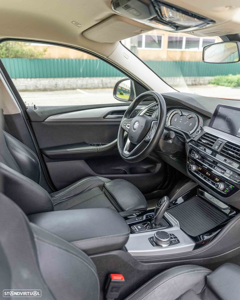 BMW X4 xDrive20i Aut. Advantage - 30