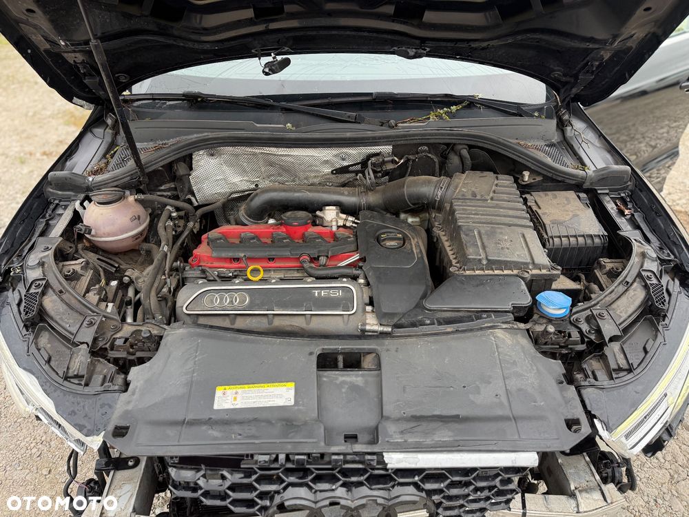 Audi RS Q3 2.5 TFSI quattro S tronic - 16