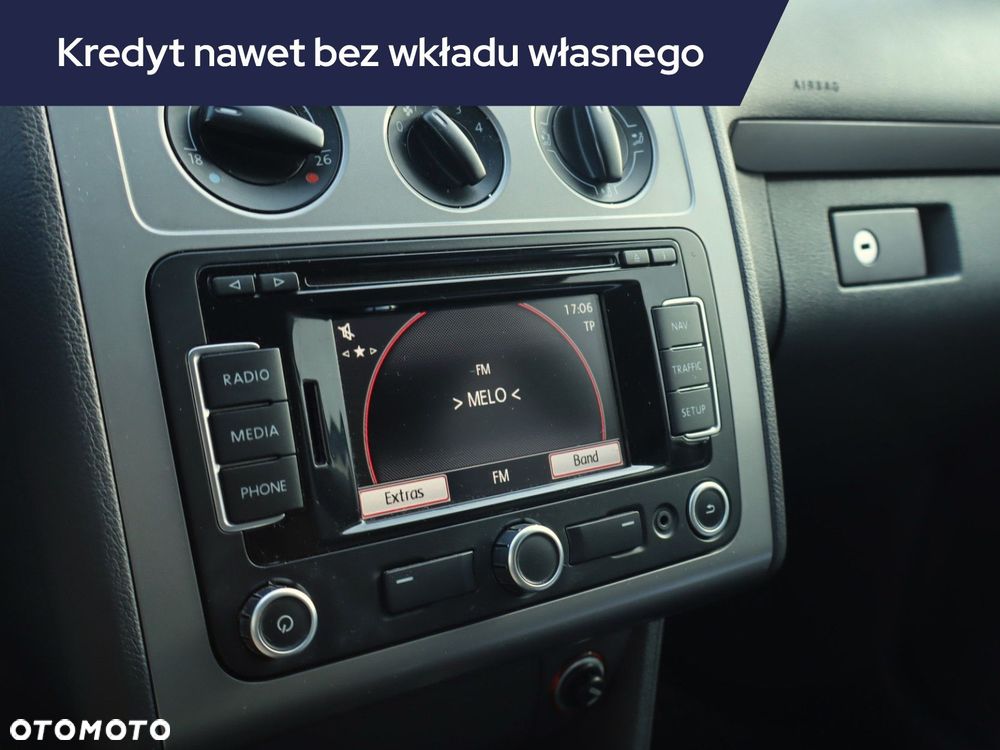 Volkswagen Touran - 11