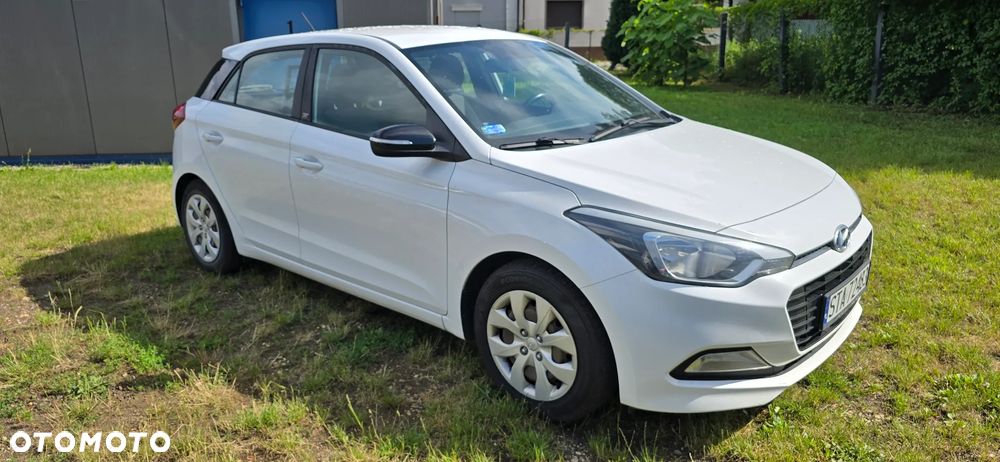 Hyundai i20 1.2 GO - 22