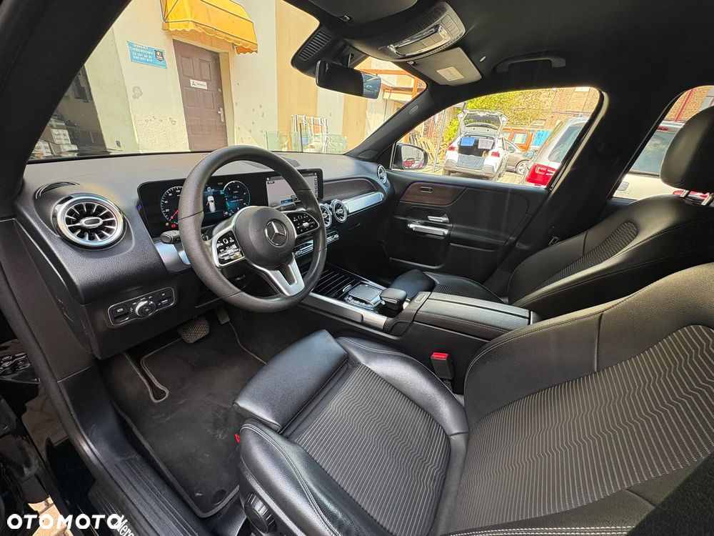 Mercedes-Benz GLB 220 d 4-Matic 8G-DCT - 10
